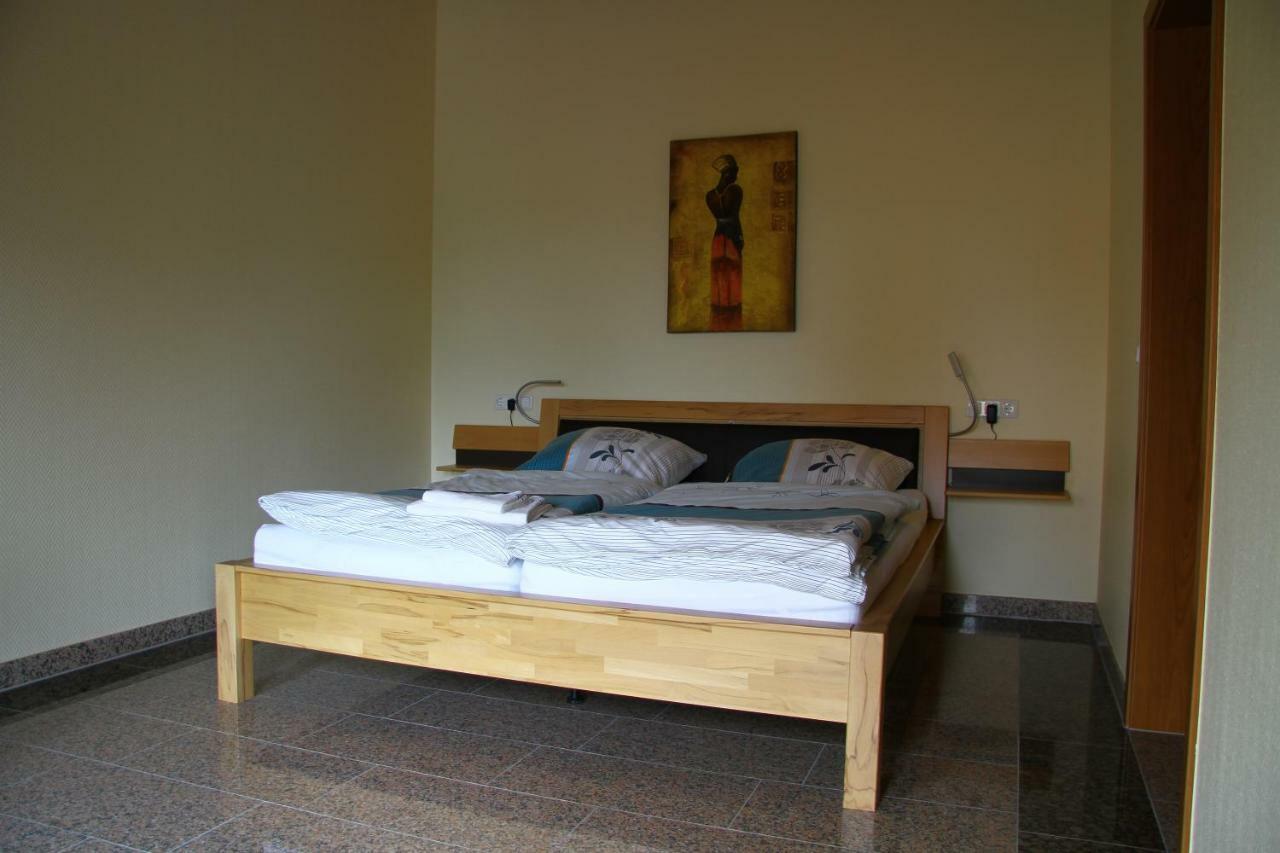 Bed and Breakfast Bistro im Ring Quiddelbach Esterno foto