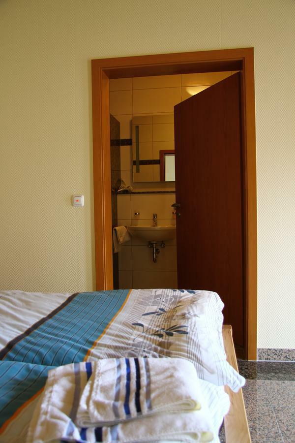 Bed and Breakfast Bistro im Ring Quiddelbach Esterno foto